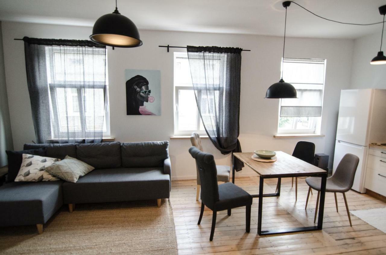 Apartmán Frankenstein Girl Liepāja Exteriér fotografie